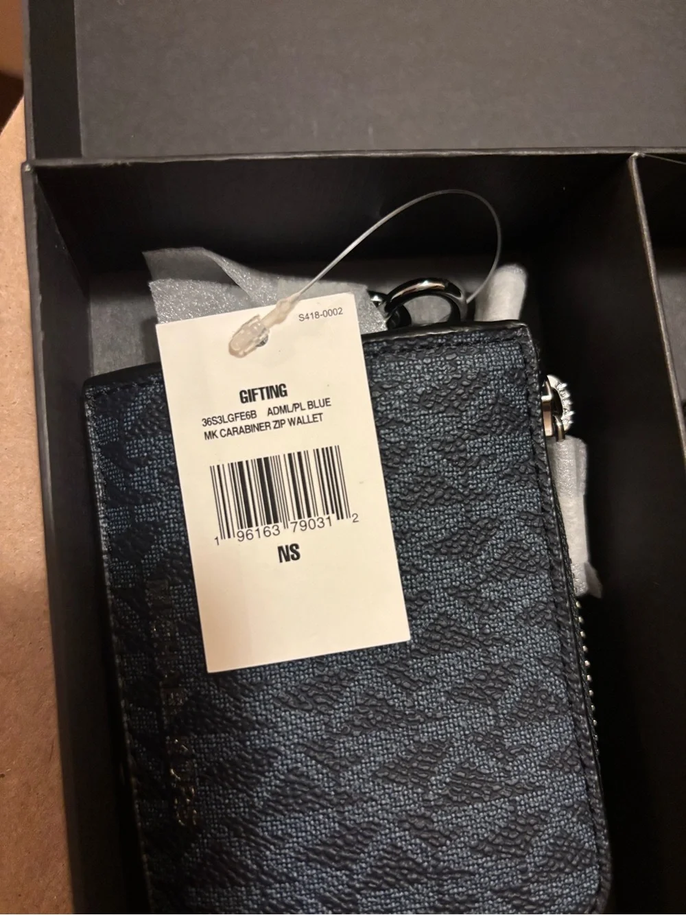 Michael Kors MK Logo Key Ring with zip wallet gift box